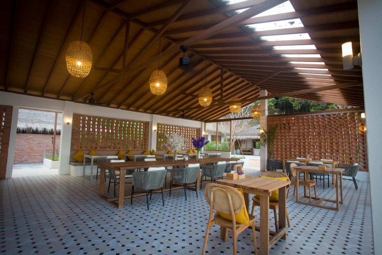 The Nest Private Beach Resort Chumphon Exteriör bild