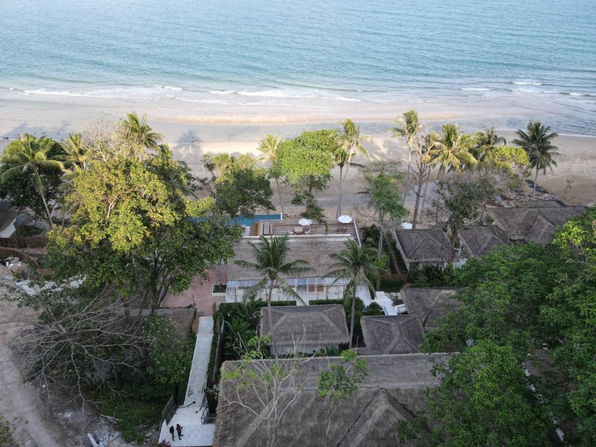The Nest Private Beach Resort Chumphon Exteriör bild