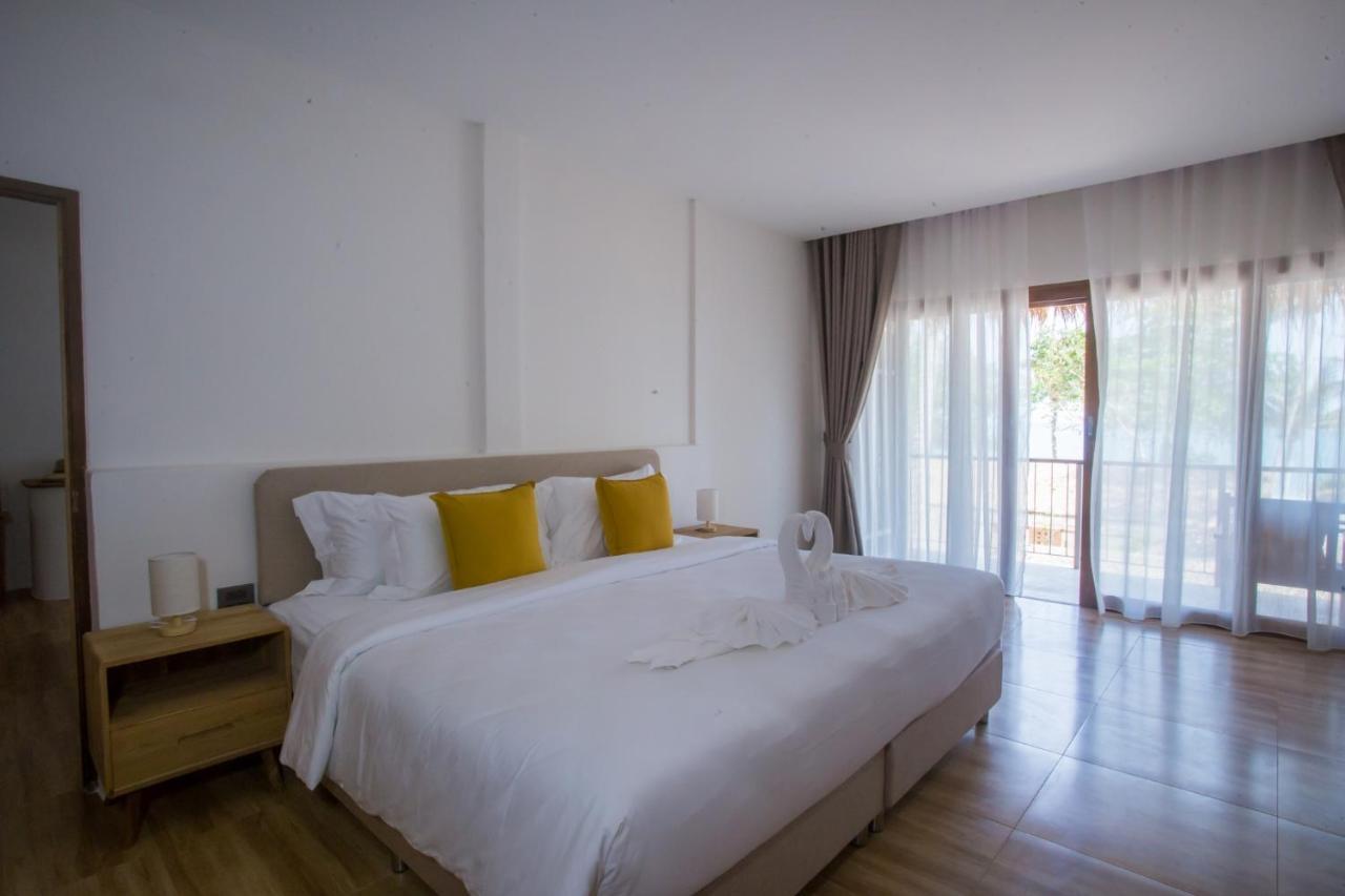The Nest Private Beach Resort Chumphon Exteriör bild