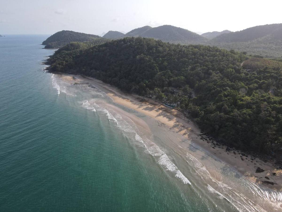 The Nest Private Beach Resort Chumphon Exteriör bild